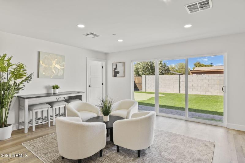 8632 E Highland Ave Scottsdale - 299