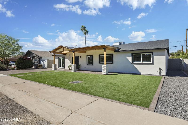 8632 E Highland Ave Scottsdale - 398