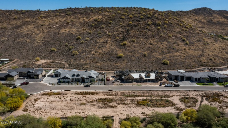 23650 N 63rd Dr 9-10