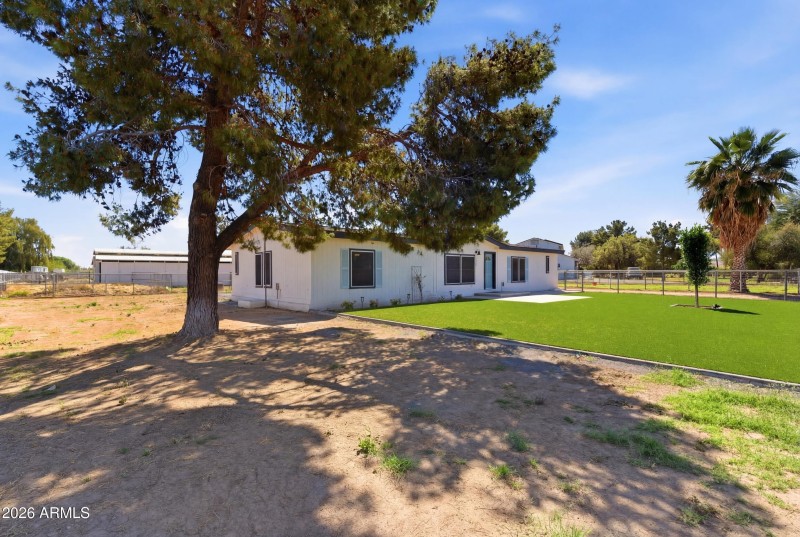 23317 S 180th St - 26