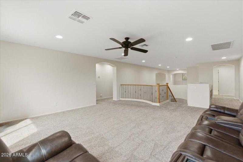 Huge Common Loft