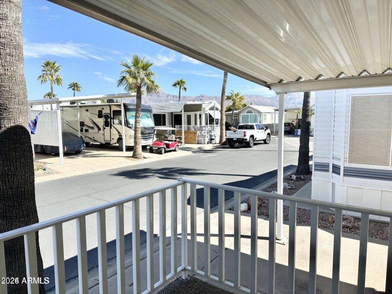 20251116233408327102000000-o