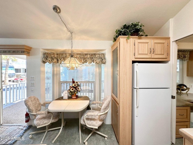 20251116233409574110000000-o