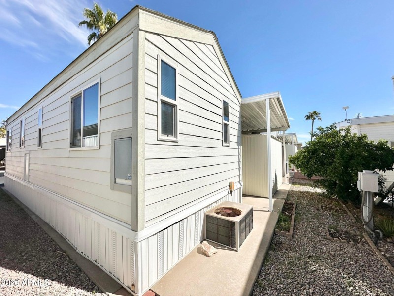 20251116233410411952000000-o