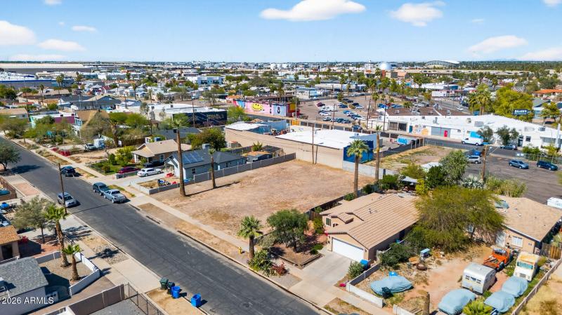 1244 W PIERCE STREET