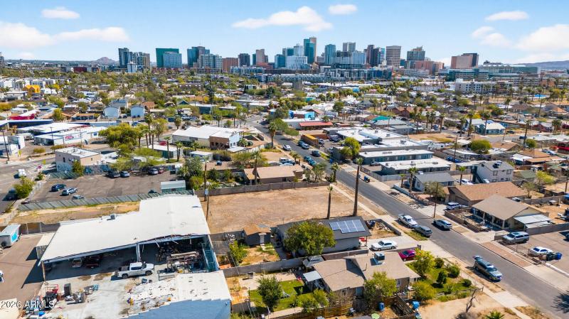 1244 W PIERCE STREET