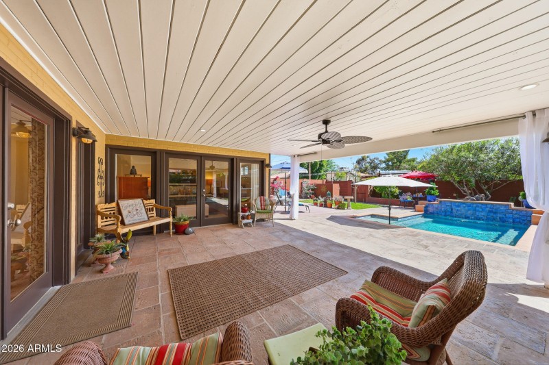 Large covered Patio