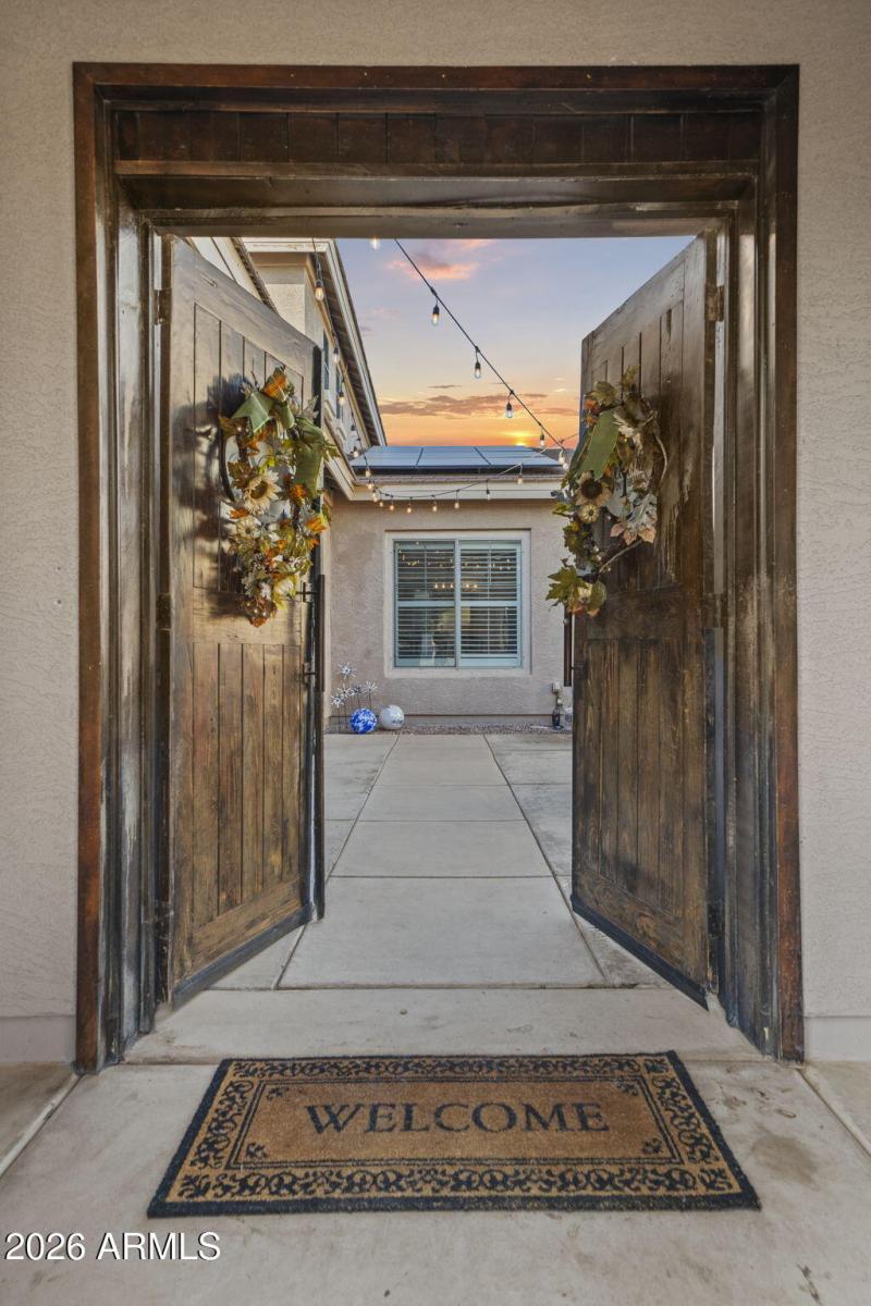 8-web-or-mls-CAP08856