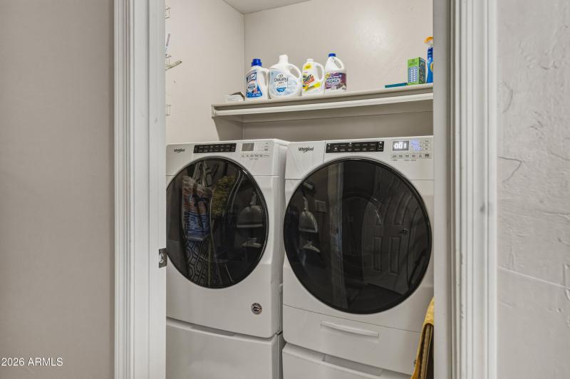 8735 W Pineveta Dr-110