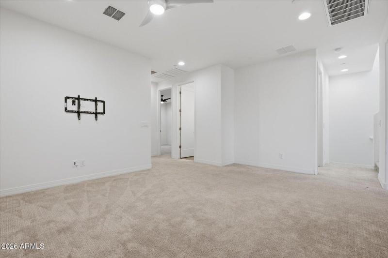 Loft 2