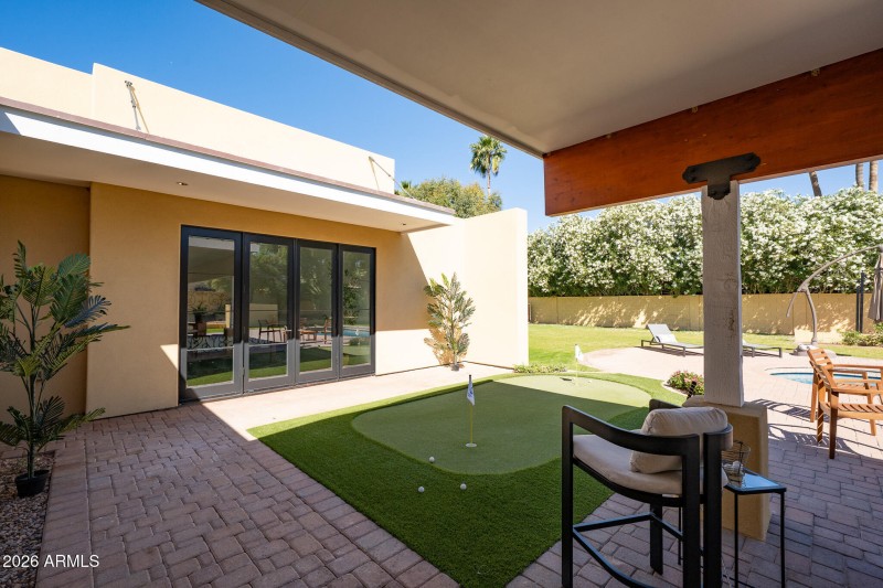 Putting green