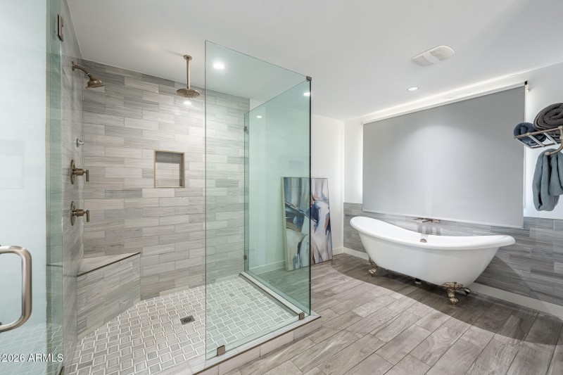 Show & Tub!