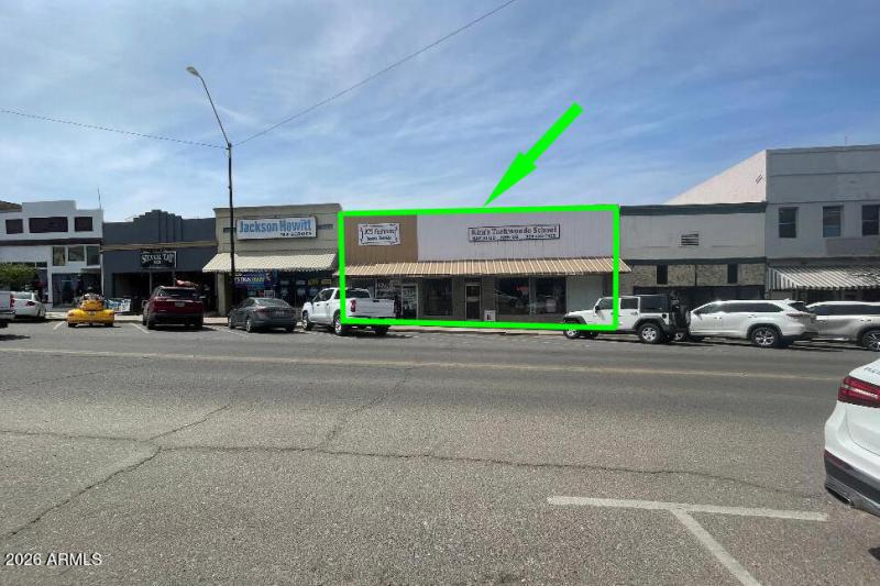 STREET-VIEW-BUILDING