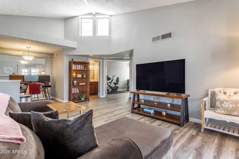 living room 01