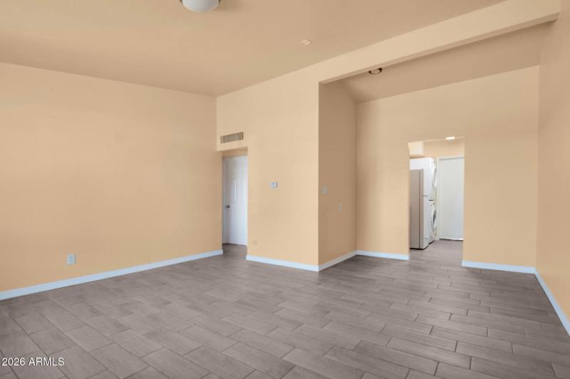 7-web-or-mls-W Garden Cir-7