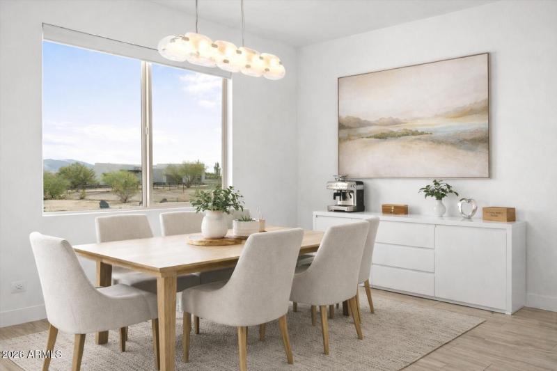 Dining with views of Four Peaks