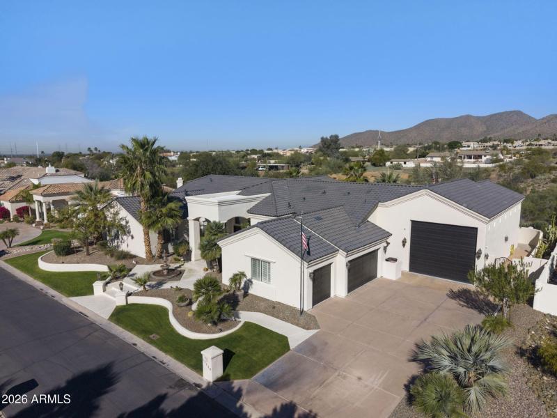 84-web-or-mls-12110-e-gold-dust-ave