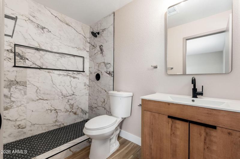3556 E Helena Dr - 14