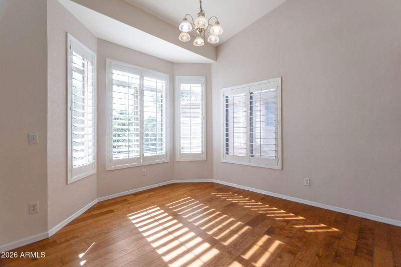 8-web-or-mls-Qp-2262