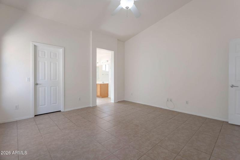 17-web-or-mls-Qp-2281