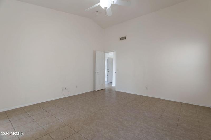 18-web-or-mls-Qp-2282