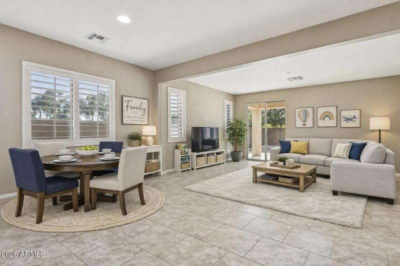 Family & Dining Area