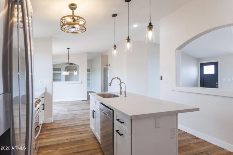 10290 N Katsina - Kitchen 3