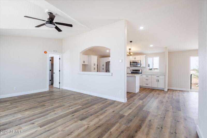 10290 N Katsina - Living Room