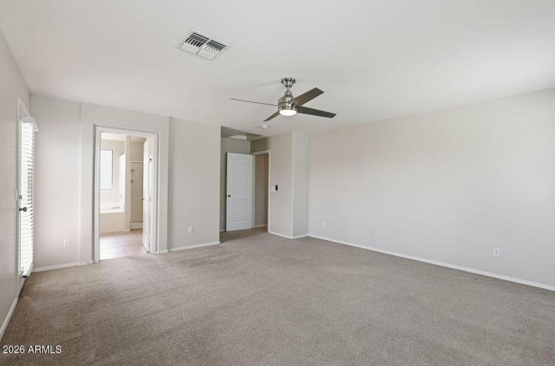 30-web-or-mls-23221 N 20th St Phoenix, A