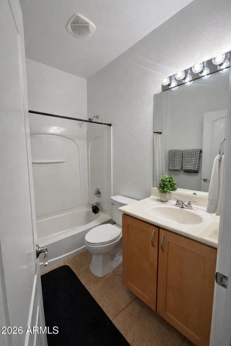 Downstairs Full Bath