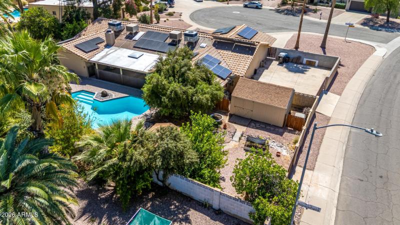 48 Charter Oak