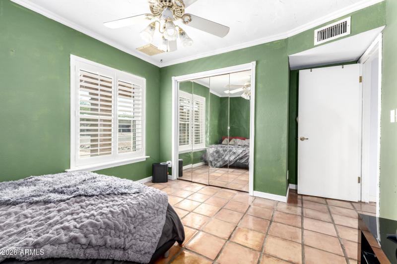 34 Charter Oak