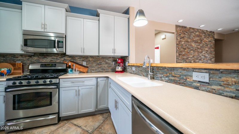 6453 W Heritage Way Interior ReShoot-2