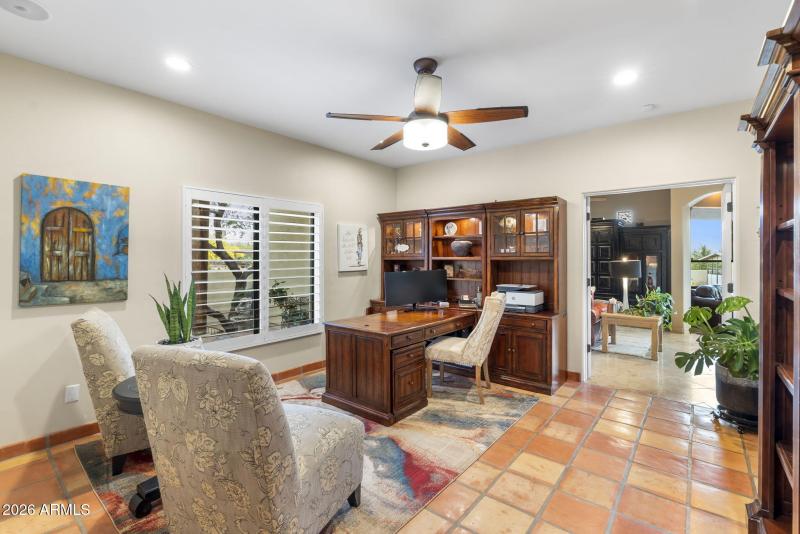 Office / 3rd Bedroom