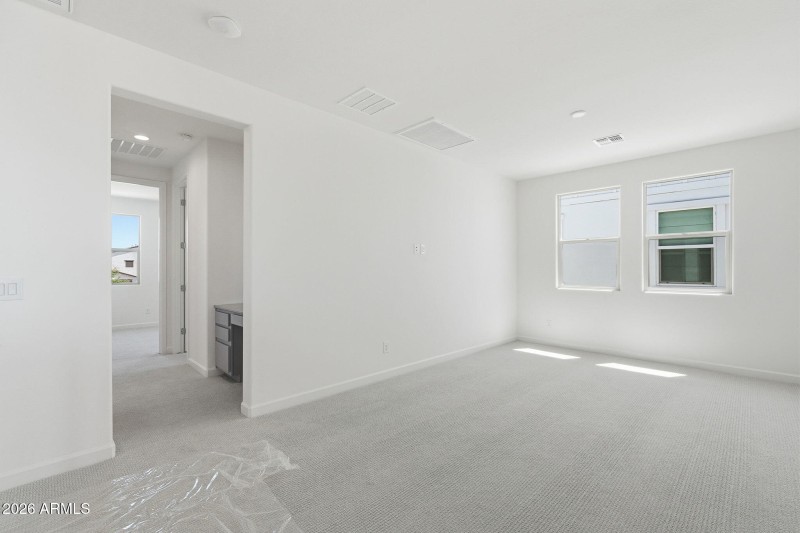 Loft entry to secondary bedroom hall