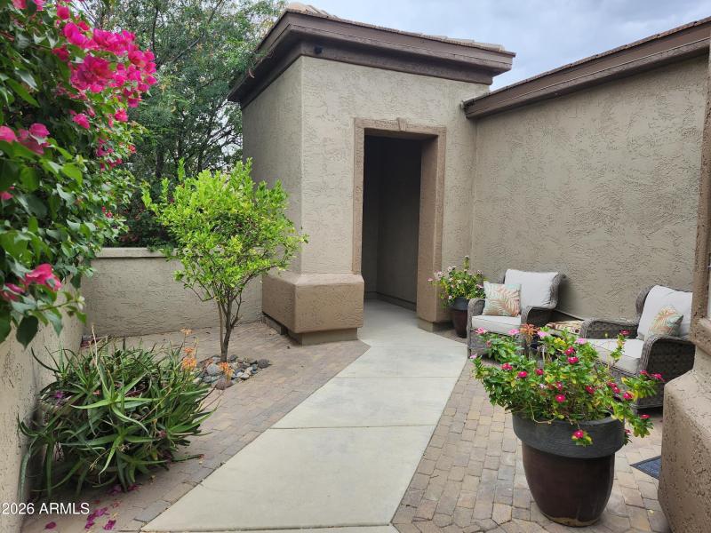 Courtyard Area 2