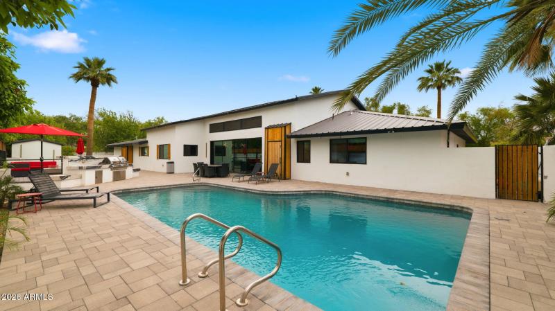 76-web-or-mls-P1552883-2