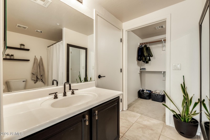 13 - Downstairs Primary Bath