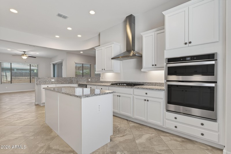13) KITCHEN