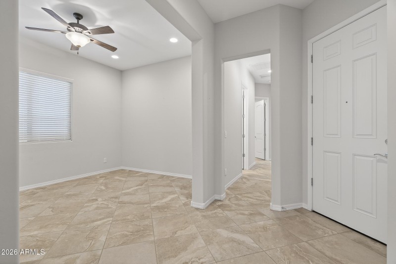 17) FOYER TO OFFICE