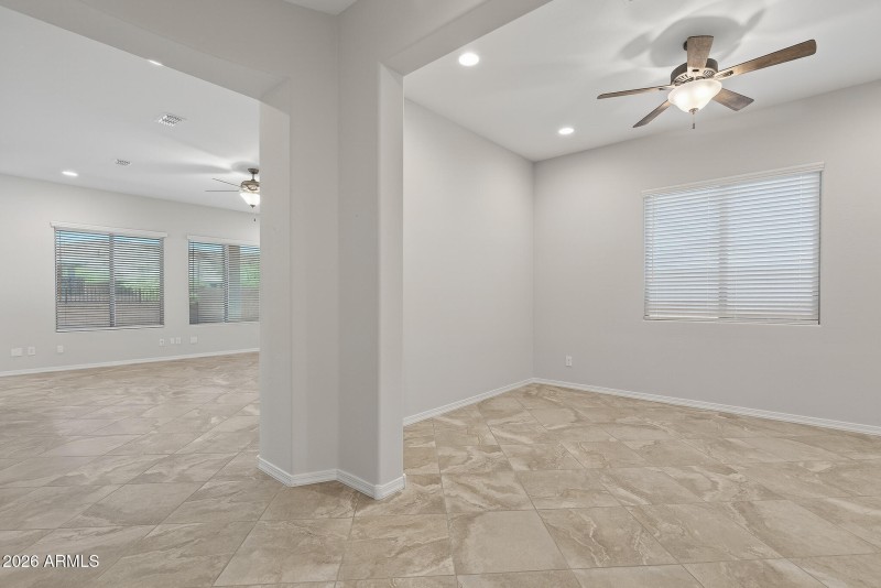 18) FOYER TO OFFICE