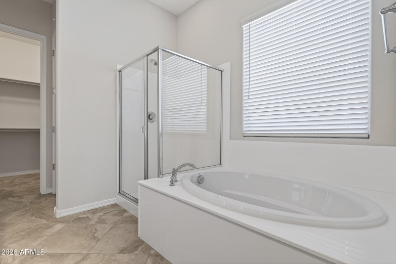 23) PRIMARY BATH