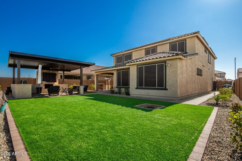 24576 W. Concorda