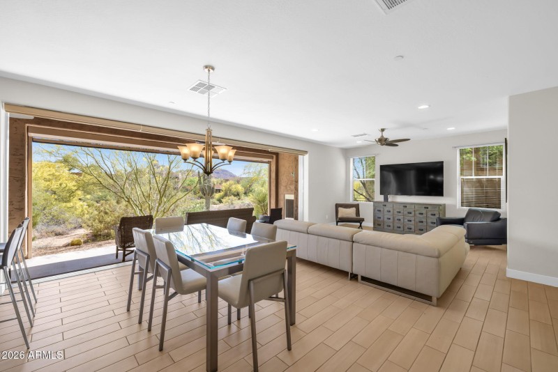 12-web-or-mls-322A2548