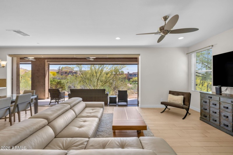 4-web-or-mls-322A2485