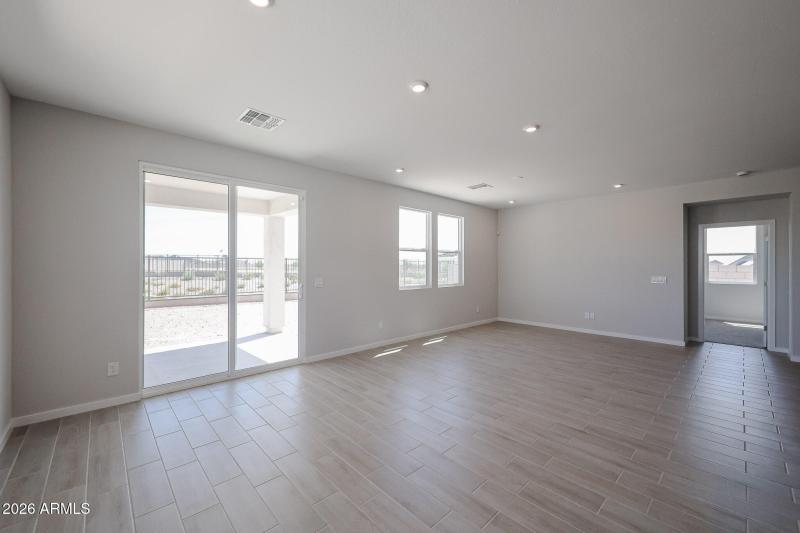 11_Willow_Lot-02_Carlsbad_New-Ranch_Styl