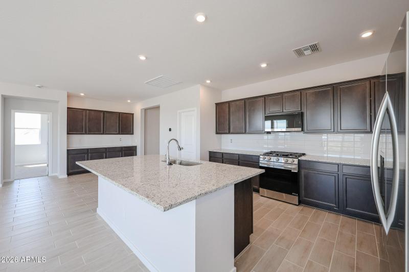 12_Willow_Lot-02_Carlsbad_New-Ranch_Styl