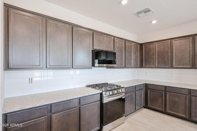 15_Willow_Lot-02_Carlsbad_New-Ranch_Styl
