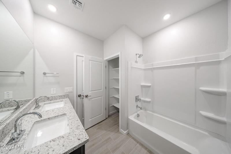 49_Willow_Lot-02_Carlsbad_New-Ranch_Styl