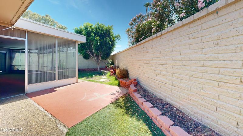 10361-W-Campana-Dr-Entrance